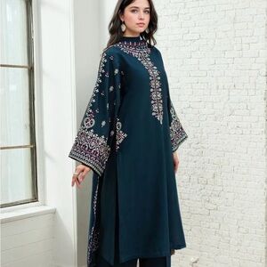 Elegant Navy Blue Embroidered Kurta